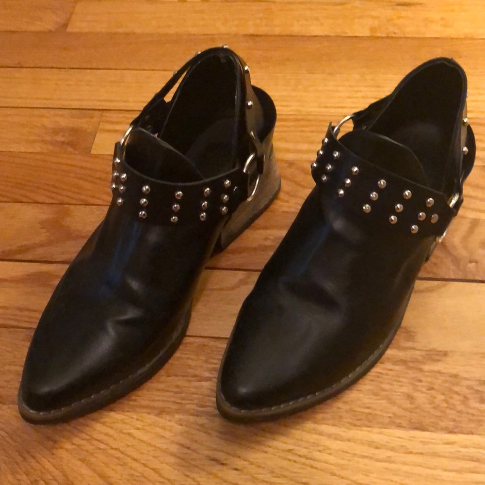 Rockin’ booties! Convertible with or w/o studs